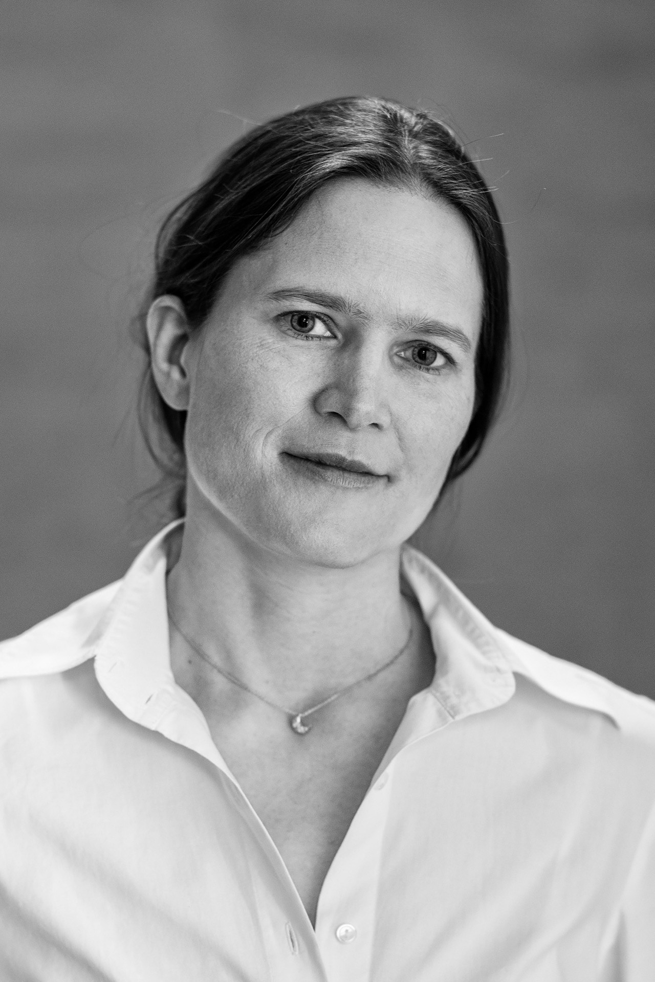 Portraitfoto von Simone Weinmann