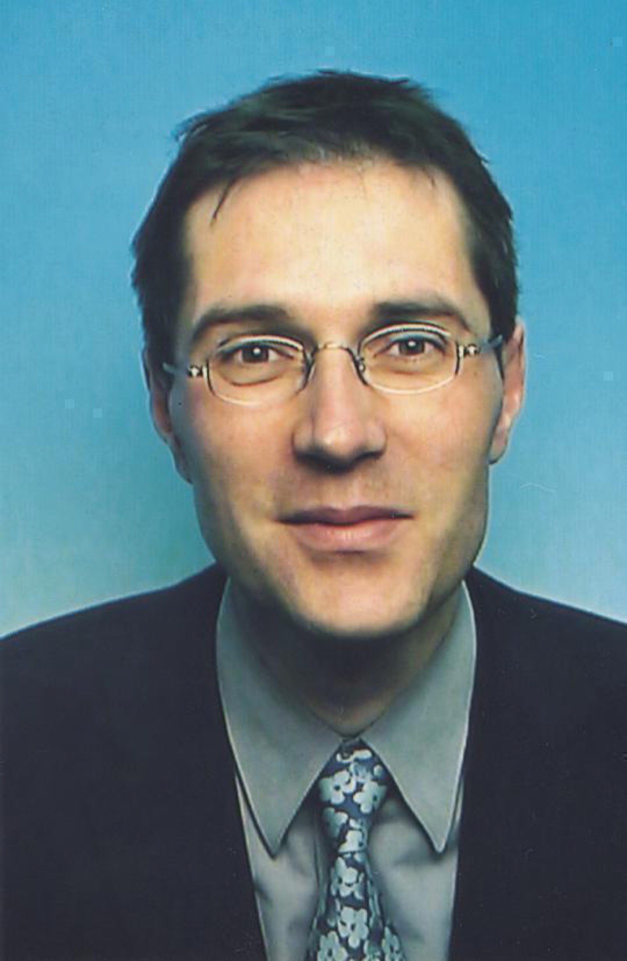 Portraitfoto von Sascha Müller-Kraenner