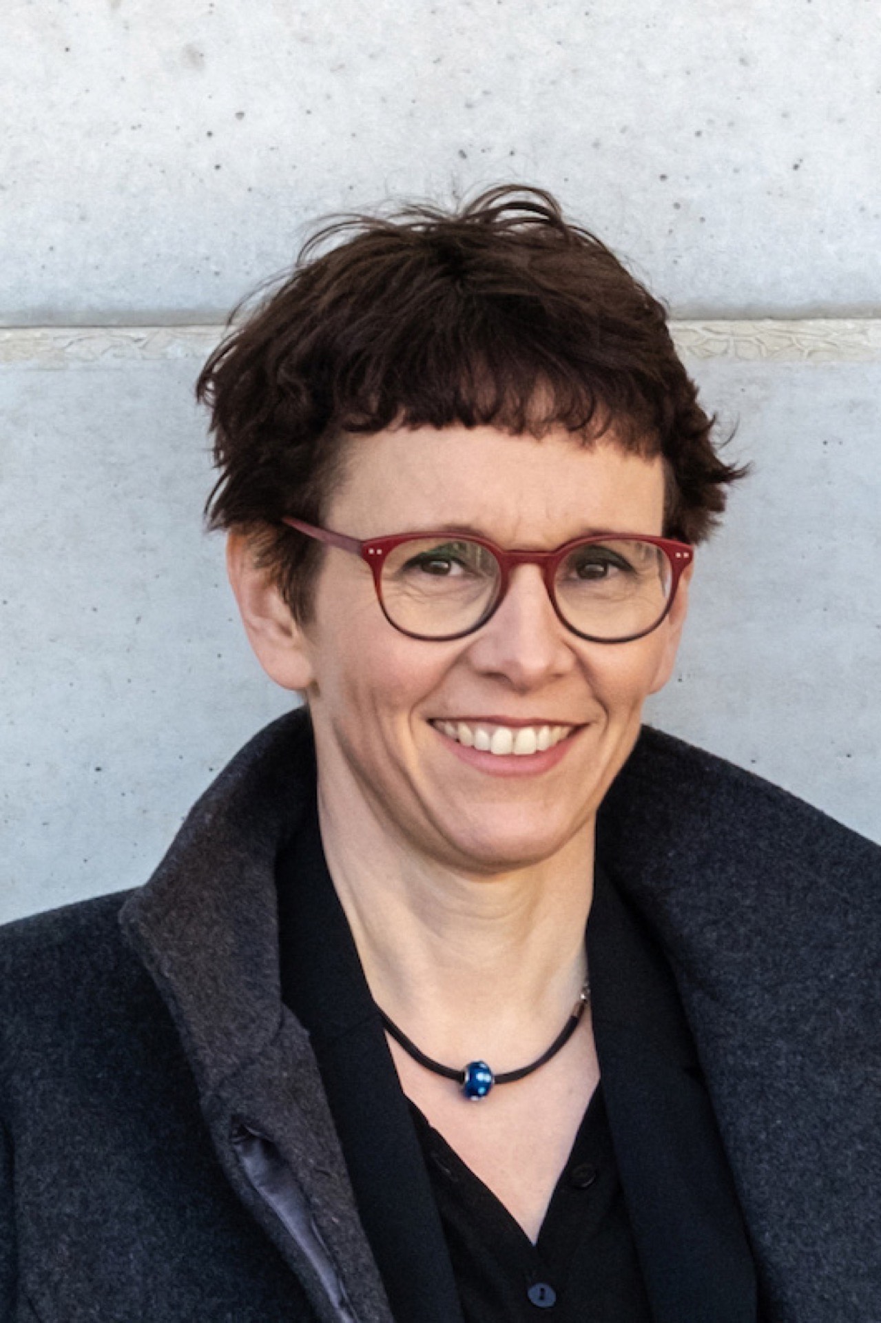 Portraitfoto von Almut Schnerring