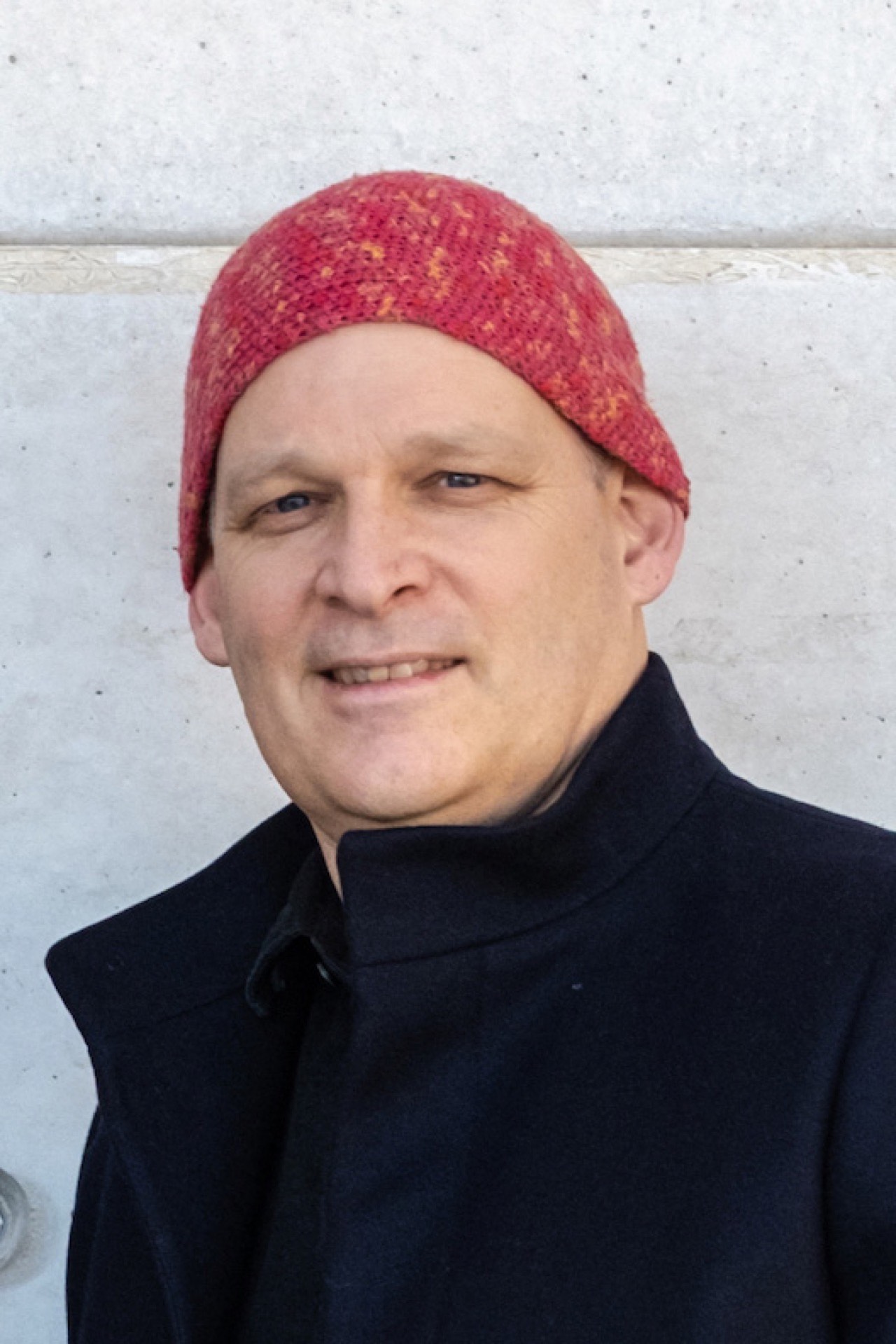 Portraitfoto von Sascha Verlan